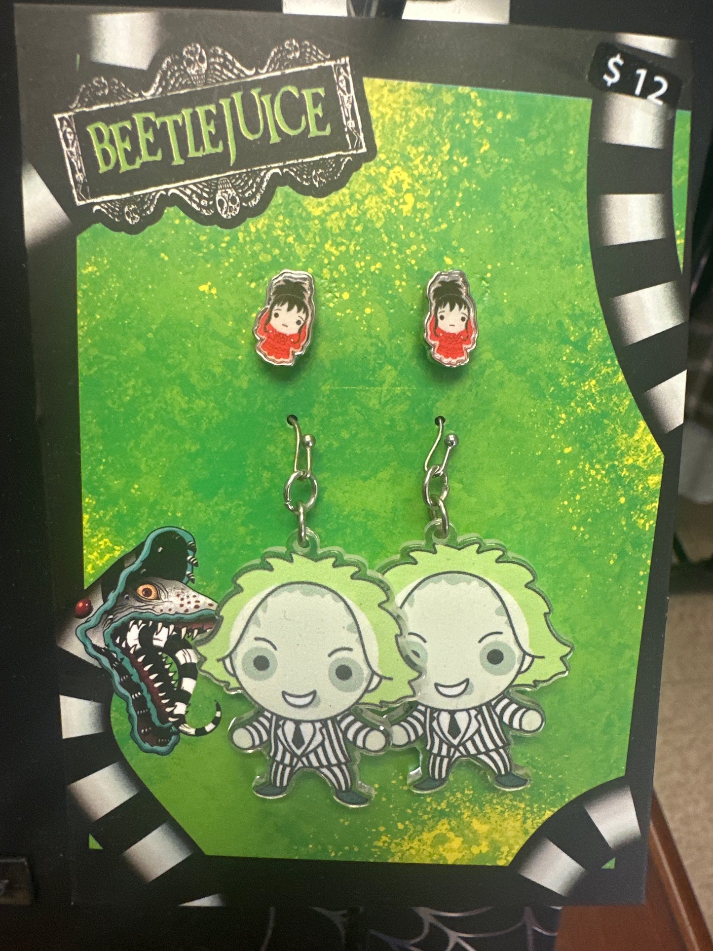 Beetle juice earring set